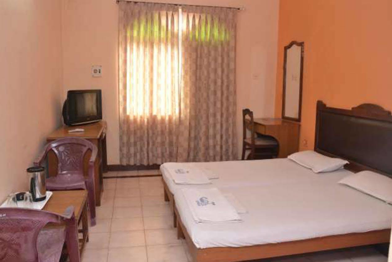 Fabhotel Sairam Residency Bangalore Luaran gambar
